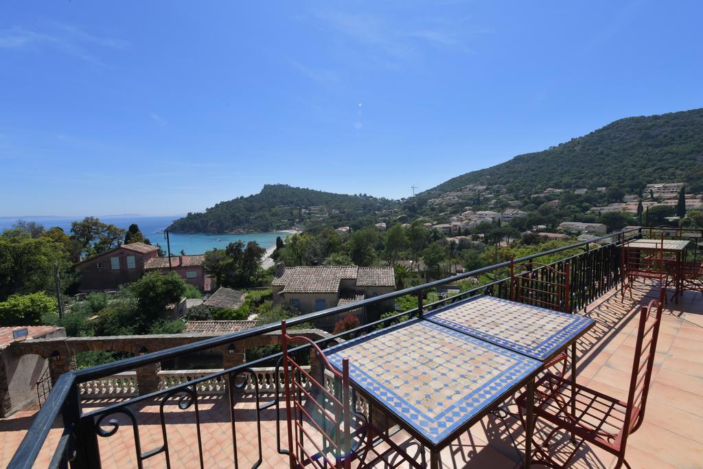 Les Lauriers Roses Aparthotel Le Le Rayol-Canadel-sur-Mer Buitenkant foto