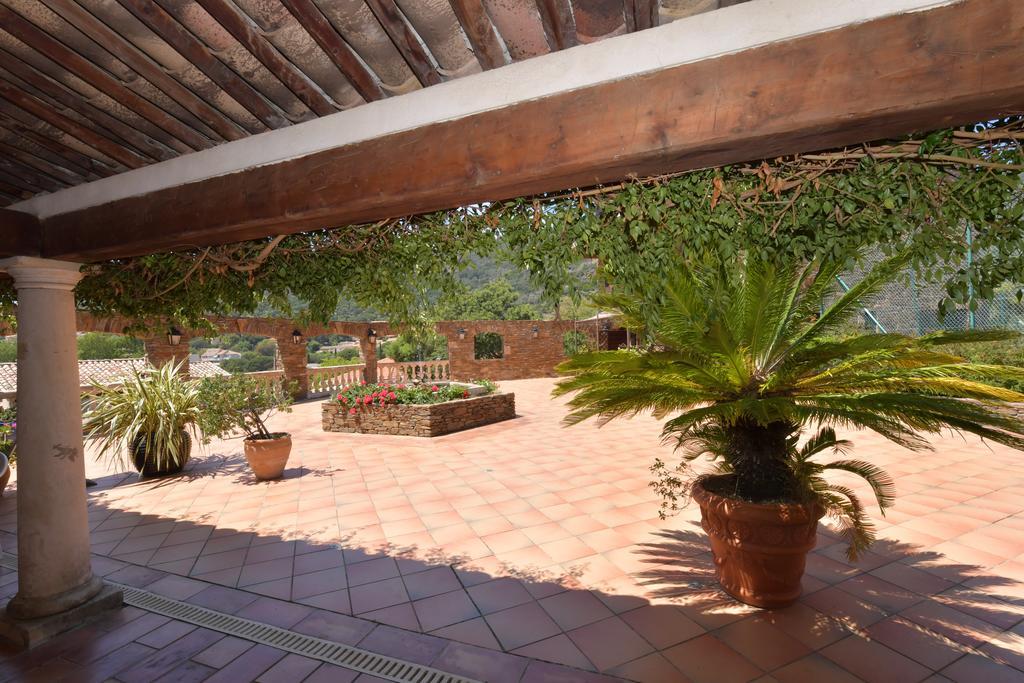Les Lauriers Roses Aparthotel Le Le Rayol-Canadel-sur-Mer Buitenkant foto