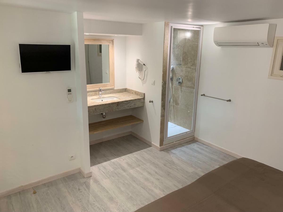 Les Lauriers Roses Aparthotel Le Le Rayol-Canadel-sur-Mer Buitenkant foto